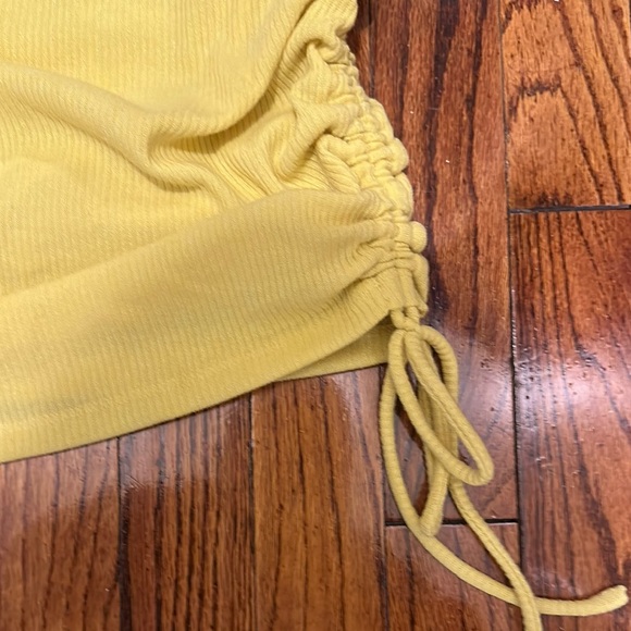 Yellow Ruched Tank Top - Picture 4 of 5